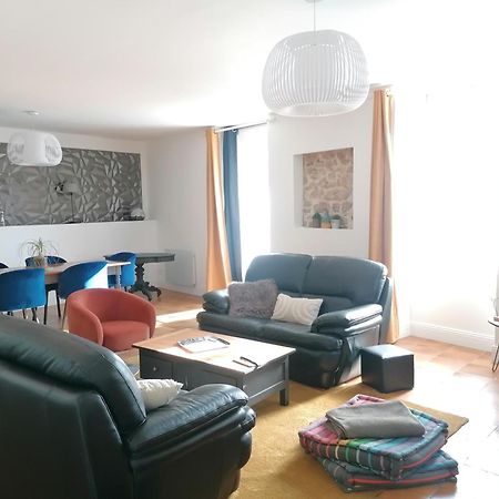 Le Gite Du Fou Logement 8 Pers 13Mn Puy Du Fou Saint-Amand-sur-Sevre Exterior photo